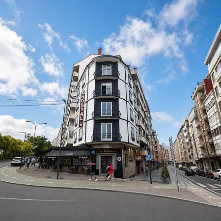 Gæstehus Cafeteria La Rotonda Ourense
