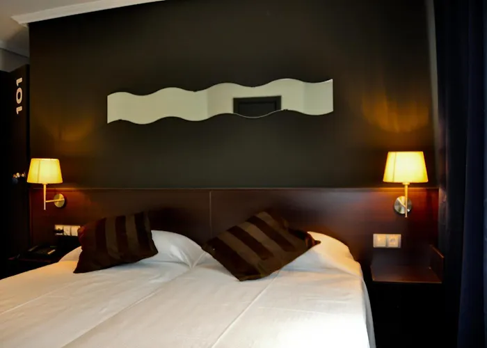 Konukevi La Rotonda Ourense