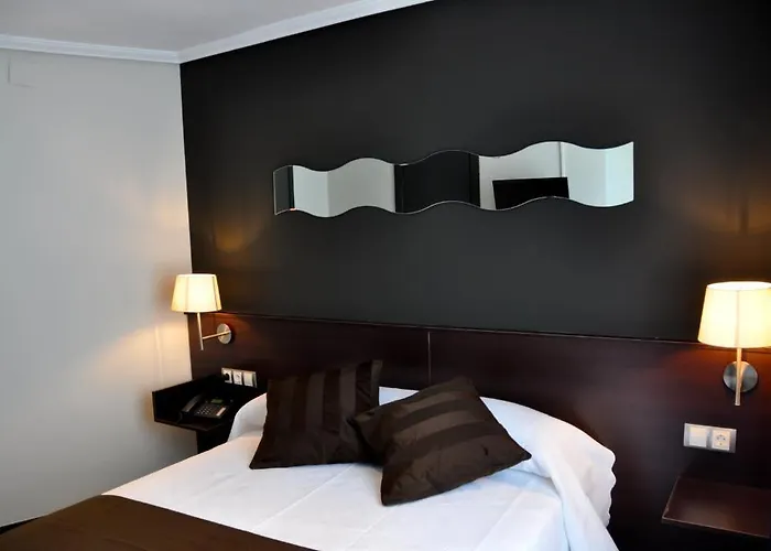 La Rotonda Konukevi Ourense